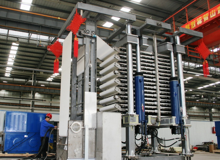 Vertical Filter Press